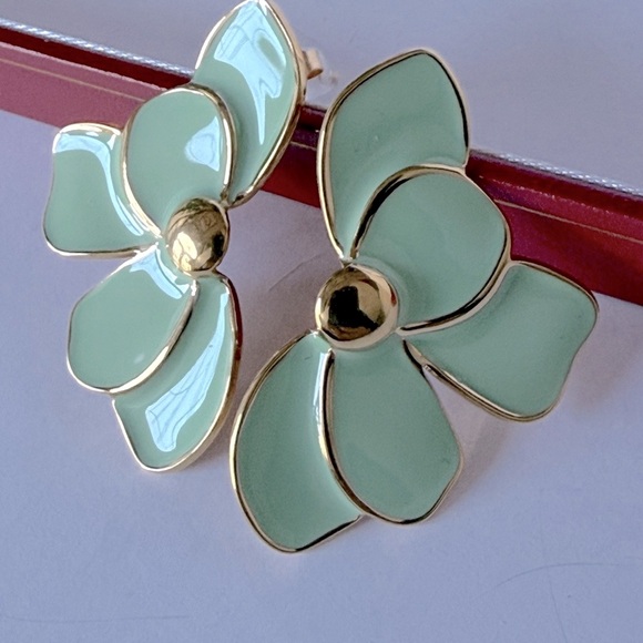 Fashion Jewelry Pink and Gold Blossom Earrings - Picture 4 of 9